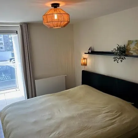 Spacious And Modern 3 Bedroom Near The Sea Apartment Ostend